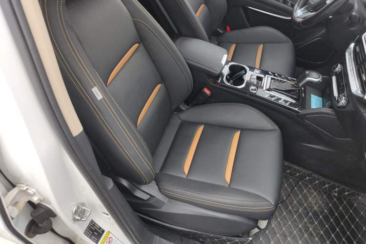 Used Bestune T77 2019 230 TID Automatic Luxury Version National V