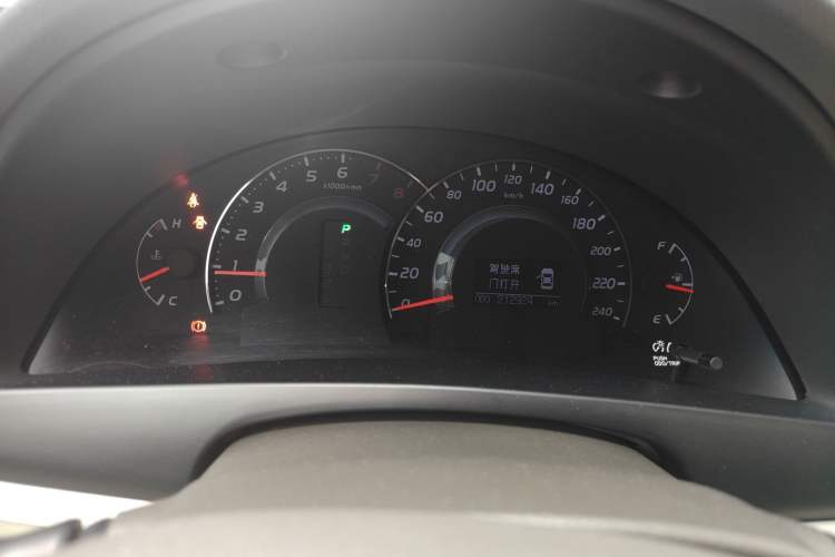 Used Toyota Camry 2012 200G Classic Luxury Edition