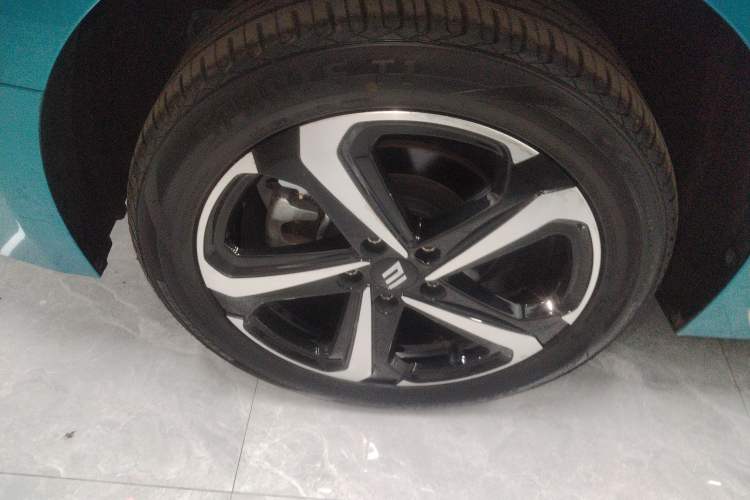 Used JMEV GSE 2023 Standard Range Industry Edition
