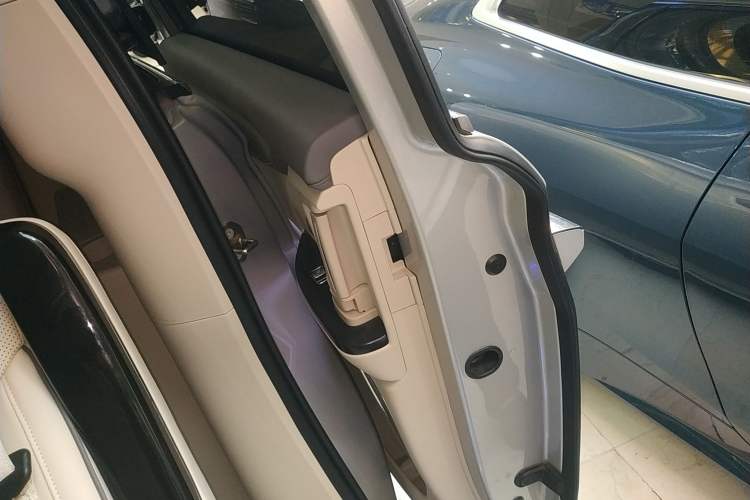 Used VOYAH Dream 2022 Low-Carbon Edition Dream+ Smart Enjoyment Package