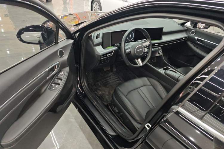Used Hyundai Sonata 2024 1.5T Pro
