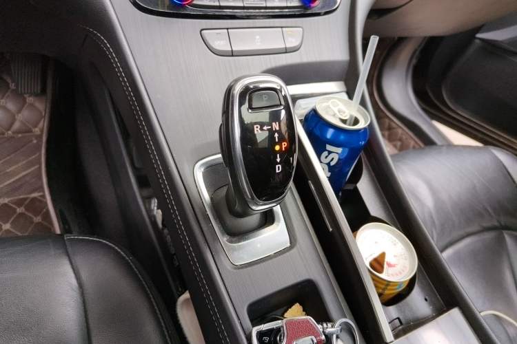 Used Buick LaCrosse 2018 20T Elite Edition Gear Lever