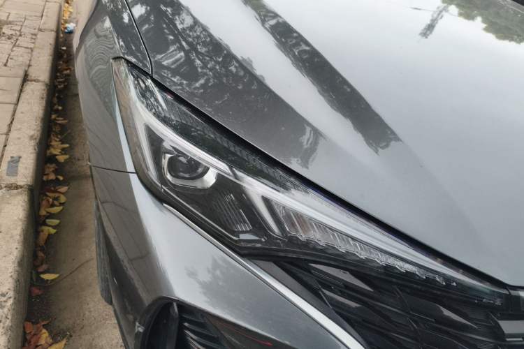 Used CHANGAN Eado 2023 Changan Edition PLUS Blue Whale NE 1.4T GDI DCT Prestige Version Right Front Headlight