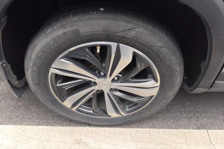 Used CHANGAN CS75 PLUS 2020 1.5T Automatic Luxury Version Right Rear Wheel Hub