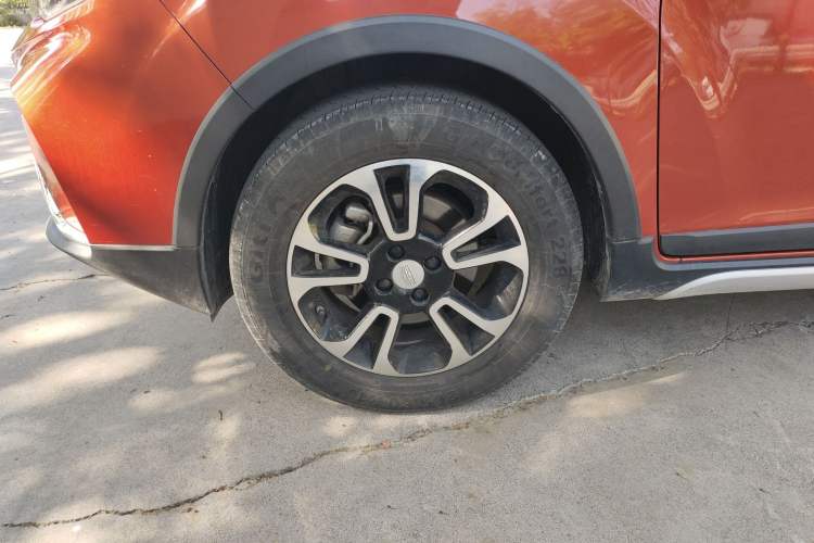 Used Geely Auto Vision X3 2017 1.5L Automatic Elite Model Exterior 4