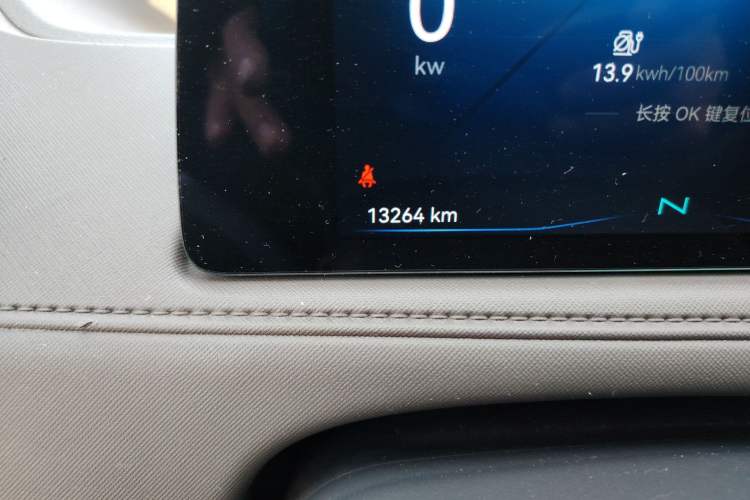 Used JMC E Fushun 2025 Model, Open Window Version, 53.58 kWh, Mid-axle, Low-roof