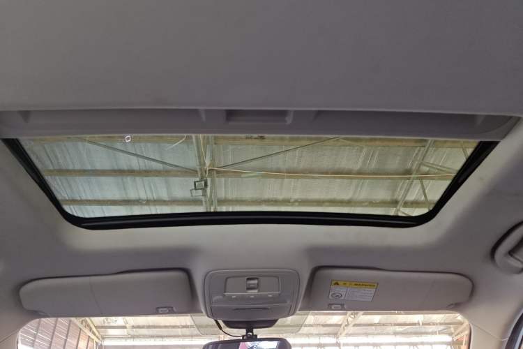 Used Roewe i5 2021 1.5L CVT Diamond Edition