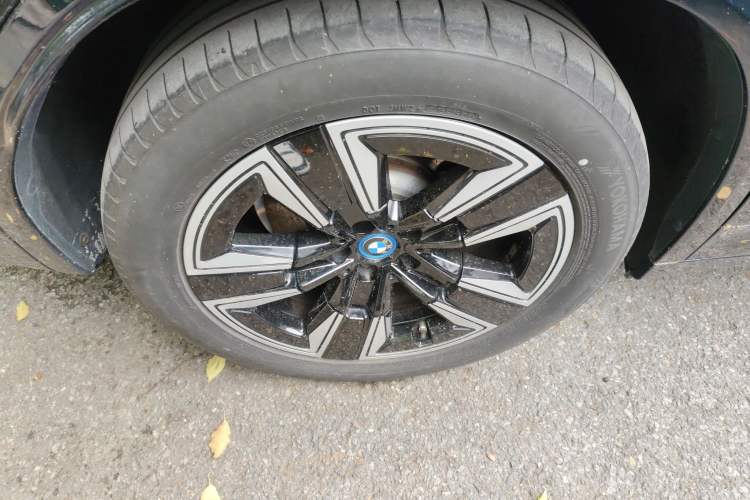 Used BMW iX3 2022 Leading Model Right Rear Wheel Hub