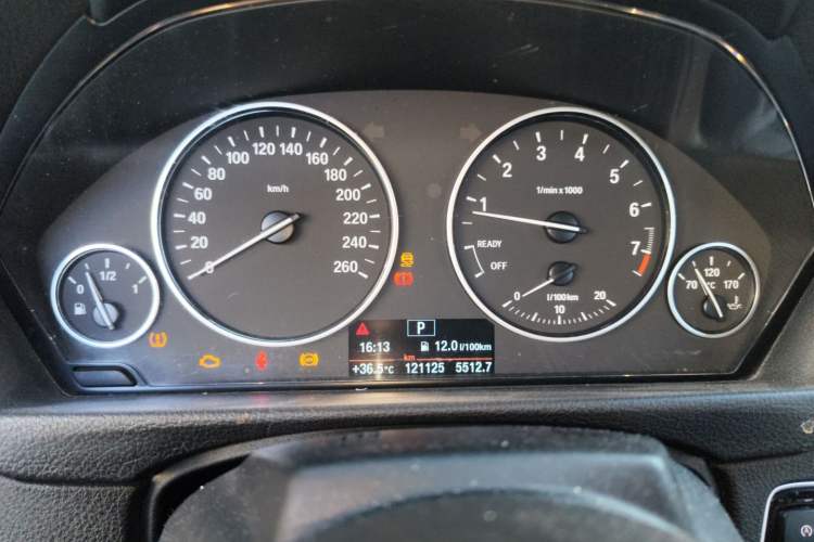 Used BMW 4 Series 2014 420i Convertible Fashion Model