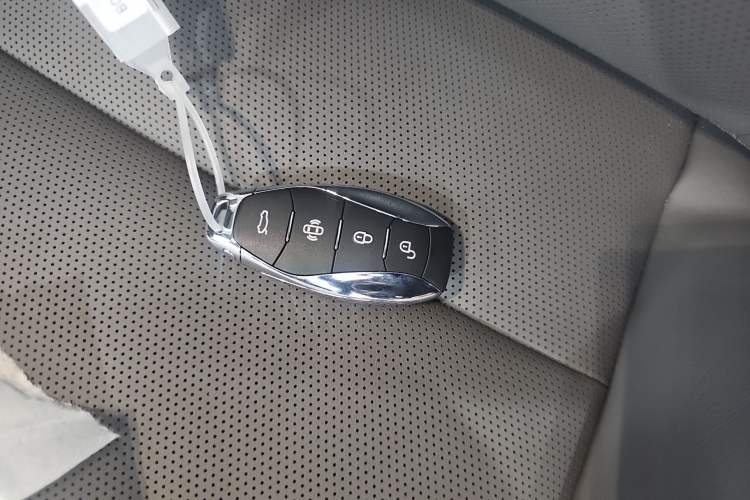 Used Hongqi EH7 2025 600 Smart Selection Edition