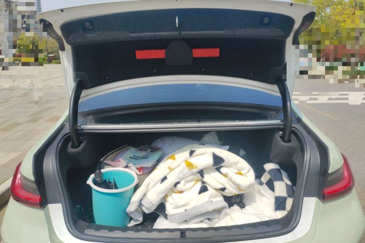 Used BMW 3 Series 2023 320Li M Sport Package Trunk