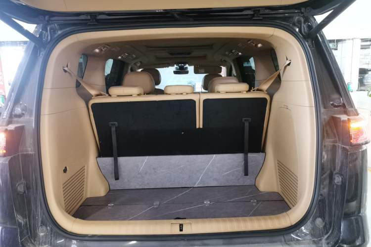 Used VOYAH Dream 2022 Low-Carbon Edition Home Trunk