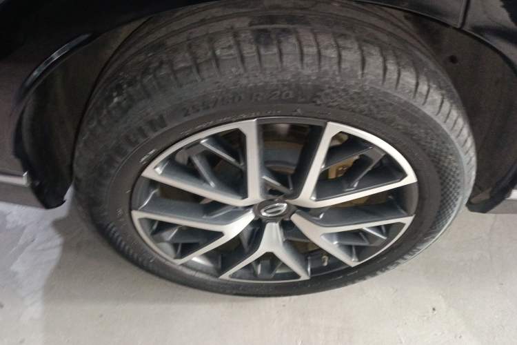 Used GAC Trumpchi ES9 2024 PHEV with 143 km Max