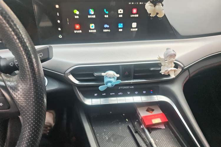 Used CHANGAN UNI-T 2020 1.5T Flagship Version Audio And AC Panel