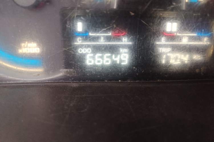 Used Baojun 730 2014 1.5L manual standard trim 7 seats