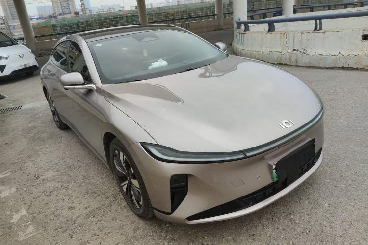 Used CHANGAN NEVO A07 2025 All-Electric "Real Bargain" 525 Luxury Model
