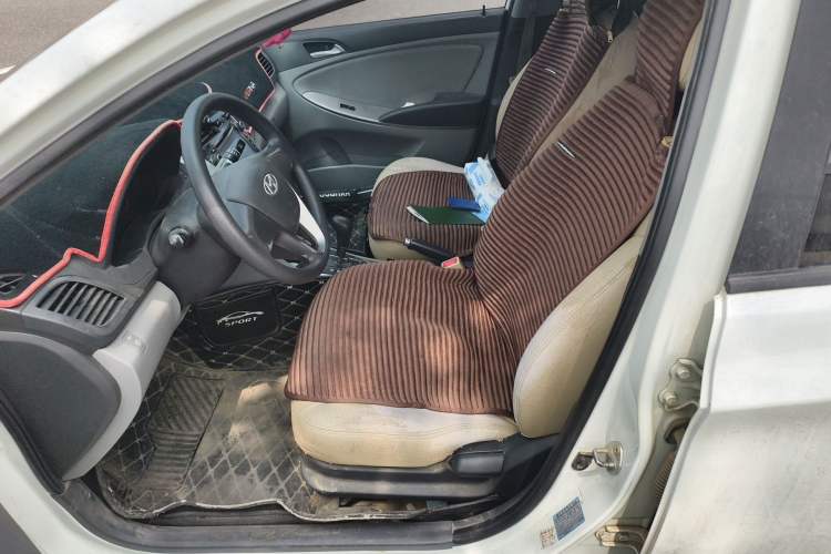 Used Hyundai Verna (older generation) 2014 1.4L Automatic Smart GLS
