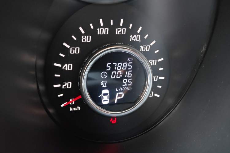 Used Huatai Santa Fe 2017 1.5T Gasoline Automatic Two-Wheel Drive Smart Enjoyment i3 Model