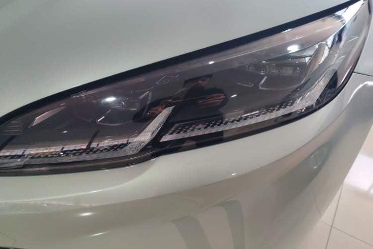 Used BYD Seal 06 New Energy 2024 DM-i 120KM Flagship Model Left Front Headlight