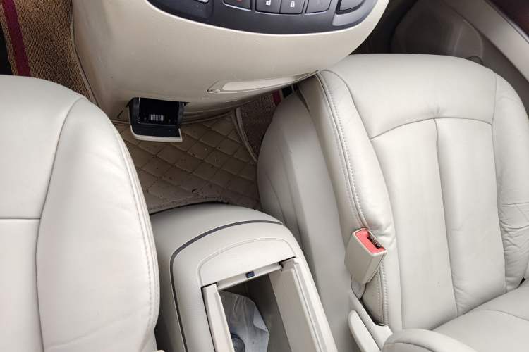 Used Buick GL8 2014 3.0L GT Luxury Business Haoya Edition Gear Lever