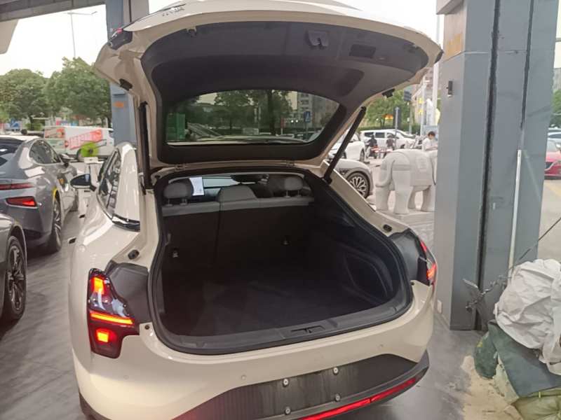 Used XPeng MONA M03 2024 620 with Ultra-Long Range — 18