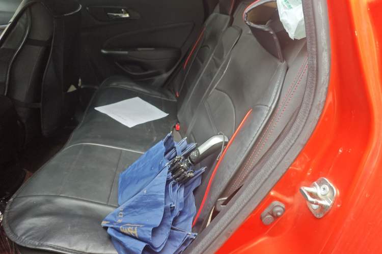 Used CHANGAN CS15 2016 1.5L Automatic Fashion Edition Left Rear Seat