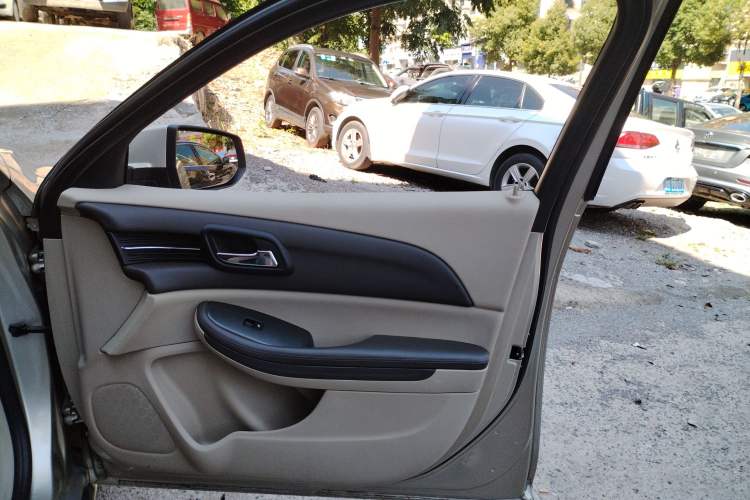 Used Chevrolet Malibu 2014 2.0L Automatic Comfort Edition