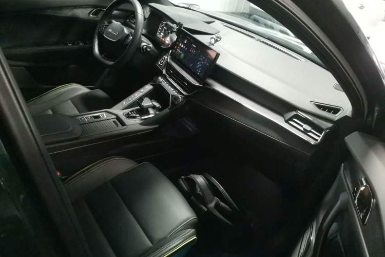 Used Lynk & Co 06 2023 Remix 1.5T Hero
