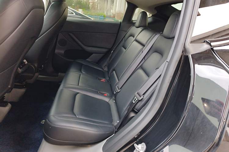 Used Tesla Model Y 2022 Rear-Wheel-Drive Version