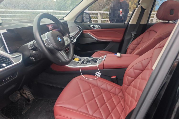 Used BMW X5 2023 xDrive 30Li Luxury M Sport Night Edition Package
