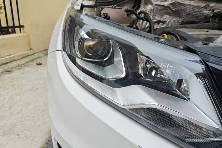 Used Volkswagen Tiguan 2017 300TSI Automatic Two-Wheel Drive Silk Road Comfort Edition
