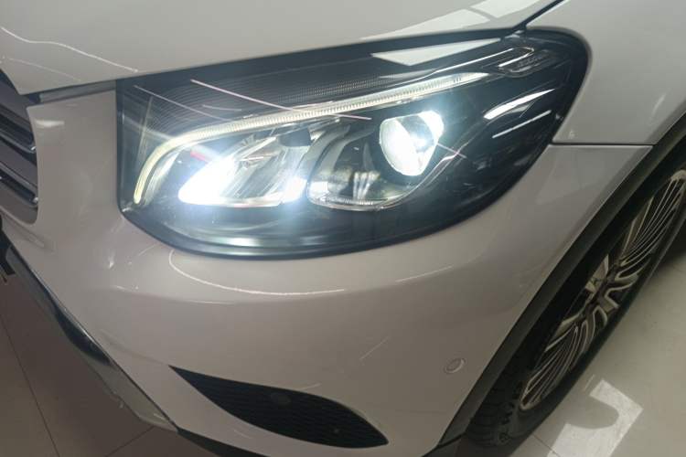 Used Mercedes-Benz GLC 2017 GLC 200 4MATIC
