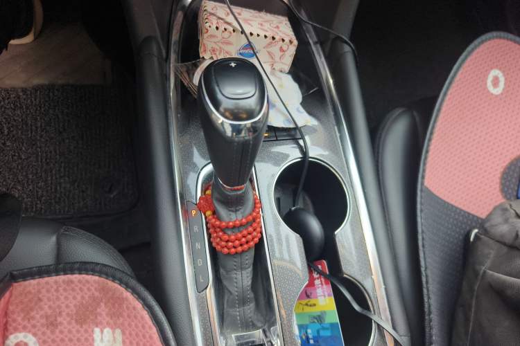 Used Chevrolet Malibu XL 2017 1.5T Automatic Ruichi Edition Gear Lever