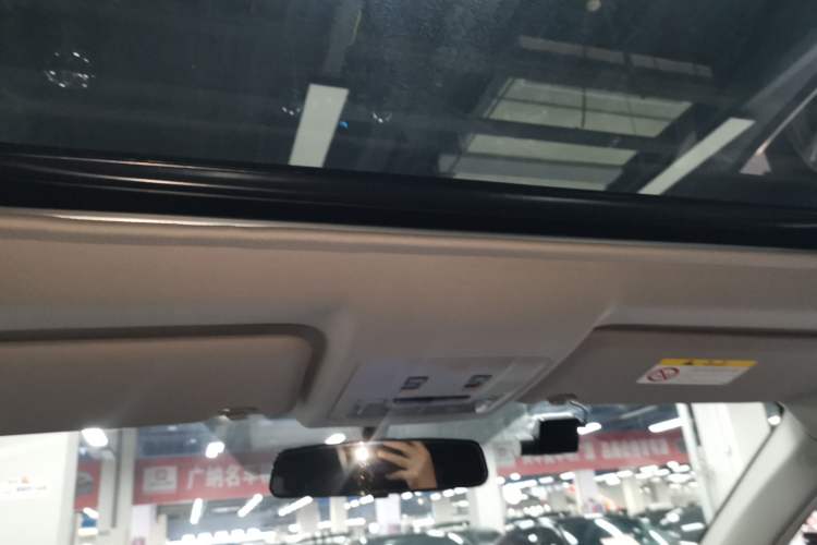 Used Toyota RAV4 2019 2.0L CVT Two-Wheel Drive Pioneer Edition China V Standard
