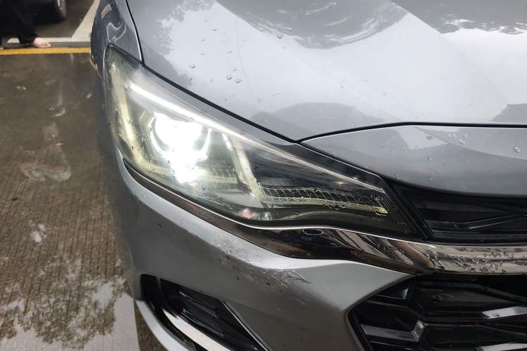 Used Chevrolet Monza 2019 RS 330T Automatic Sporty Edition China VI Standard
