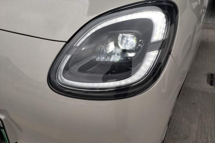 Used Wuling Hongguang MINIEV 2025 Four-Door Version Zhenxiang+ Edition Left Front Headlight