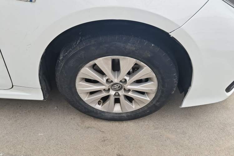 Used Toyota Corolla 2022 Dual-Motor 1.8L E-CVT Pioneer Edition
