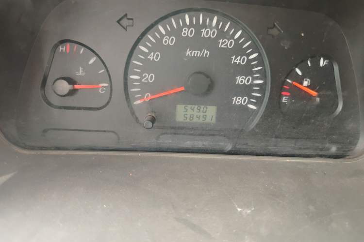 Used Wuling Zhiguang 2010 1.0L Liye Edition Odometer Close Up