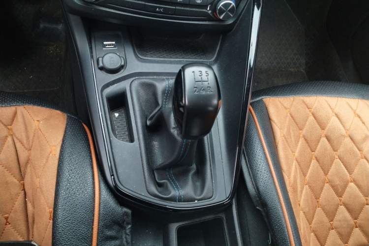 Used Peugeot 308 2016 230THP Manual Fashion Edition Gear Lever