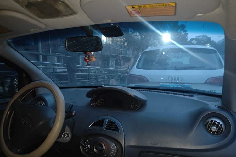 Used Chery X1 2011 1.3L AMT Luxury Model Headliner