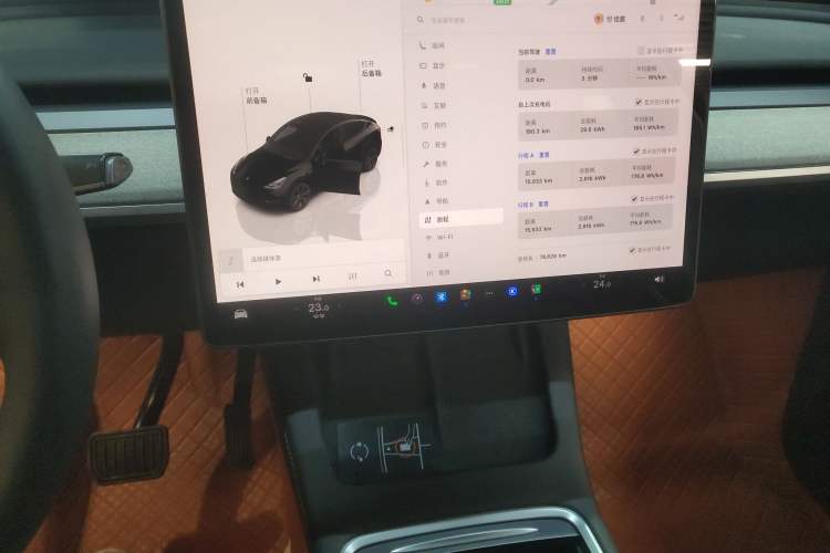 Used Tesla Model Y 2023 Rear-Wheel-Drive Version
