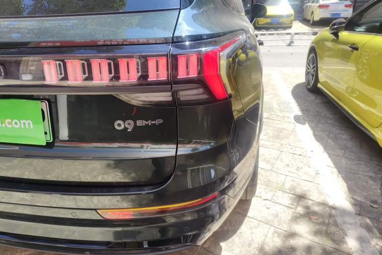 Used Lynk & Co 09 EM-P 2024 2.0TD EM-P Four-Wheel Drive ULTRA Six-Seater
