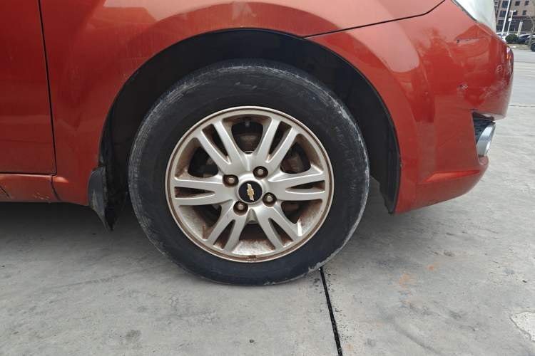 Used Chevrolet Lova 2010 1.6 AT Style Edition