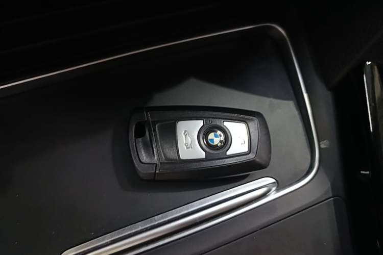 Used BMW 3 Series 2016 320Li Fashion Model
