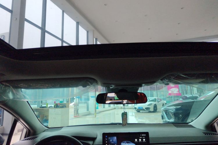 Used Toyota Levin 2024 Smart Electric Hybrid Dual-Engine 1.8L Luxury Edition