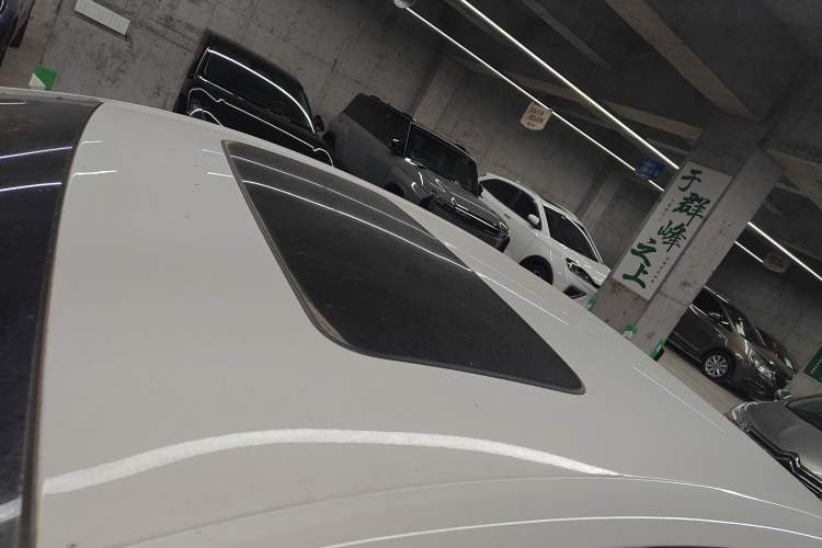 Used Chevrolet Monza 2020 Light Hybrid RS 330T Automatic Comfort Edition Roof