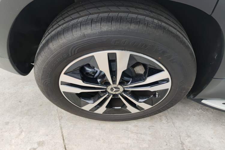 Used Mercedes-Benz GLB 2024-Year Restyled GLB 200 Dynamic Edition
