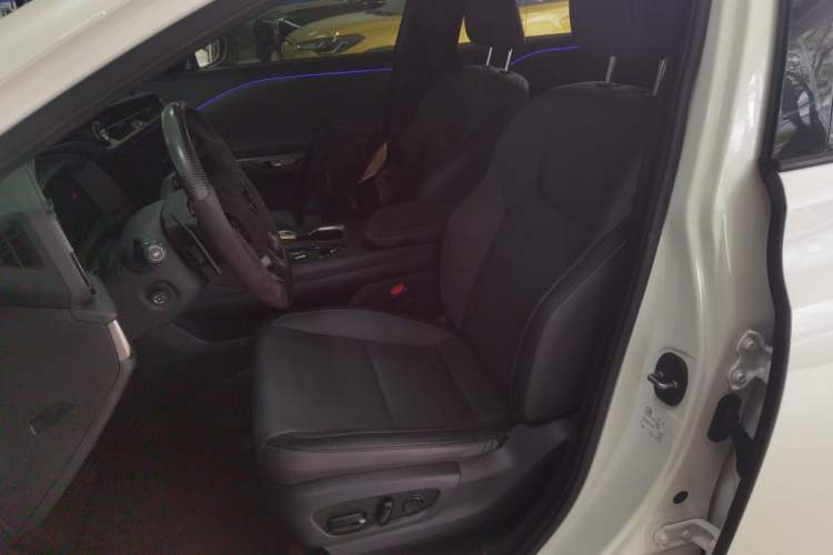 Used Lexus RZ 2023 450e All-Wheel Drive Luxury Edition Left Front Seat