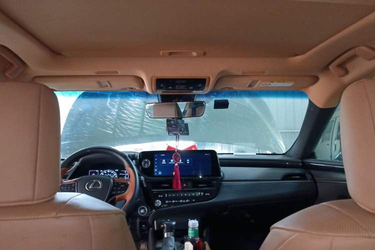 Used Lexus ES 2022 200 Excellence Edition