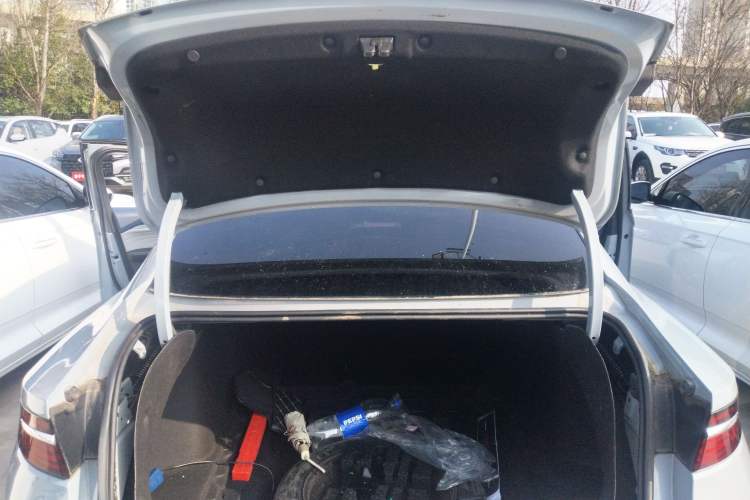 Used Geely Auto Preface 2023 2.0TD Prestige Version